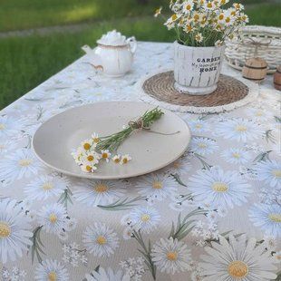 Скатертина з тефлоновим покриттям Homedec Ромашка (180х120 см) 55760 фото